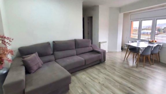 ev02 menjador (Pequeño)